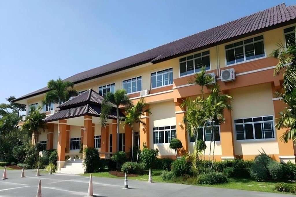 Rajapruek Place Chiang Mai Exterior foto